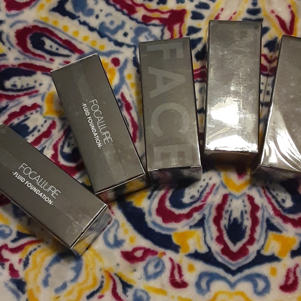 Focallure liquid foundation